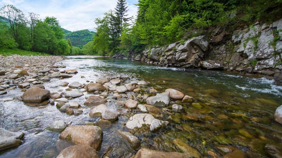 Neighbourhood, Natural landscape, River view