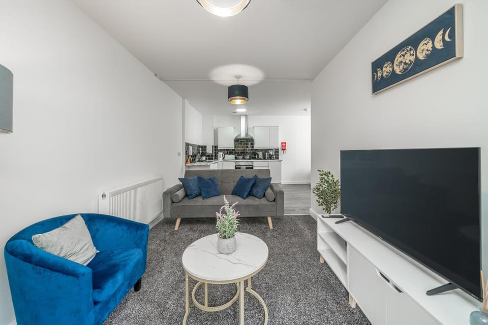 3 bed home by Canning Town station Apartment in London