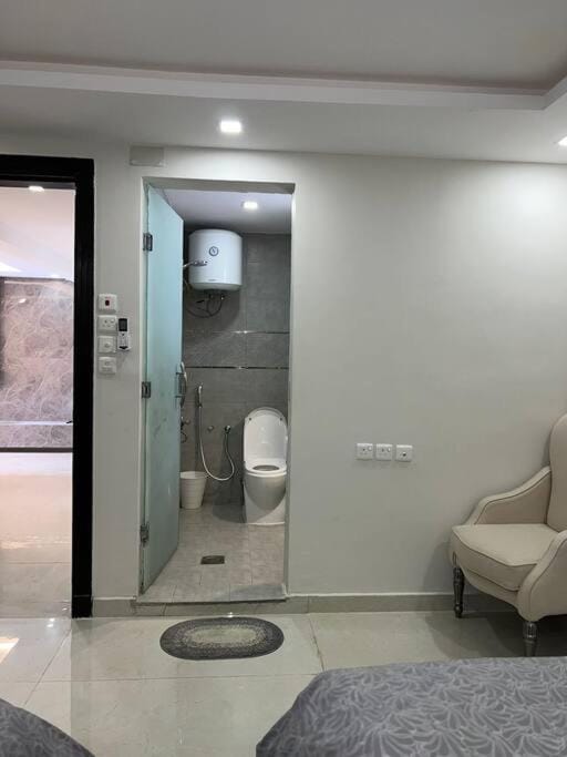 شقة عائلية غرفتين نوم وصالة ومطبخ-Family apartment with two bedrooms, a living room and a kitchen Apartment in Riyadh