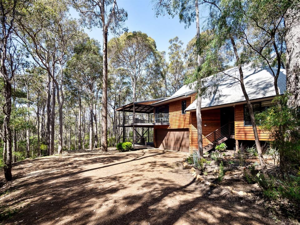 Property building, Natural landscape