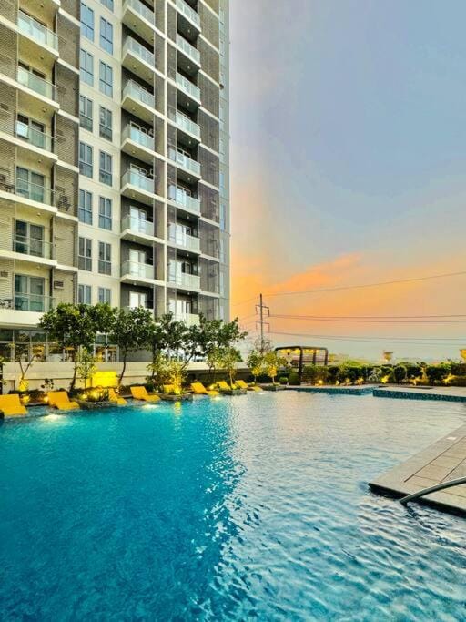 18 Warm Studio Oasis Apartment in Iloilo City