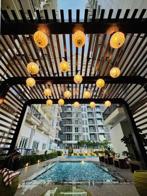 18 Warm Studio Oasis Apartment in Iloilo City