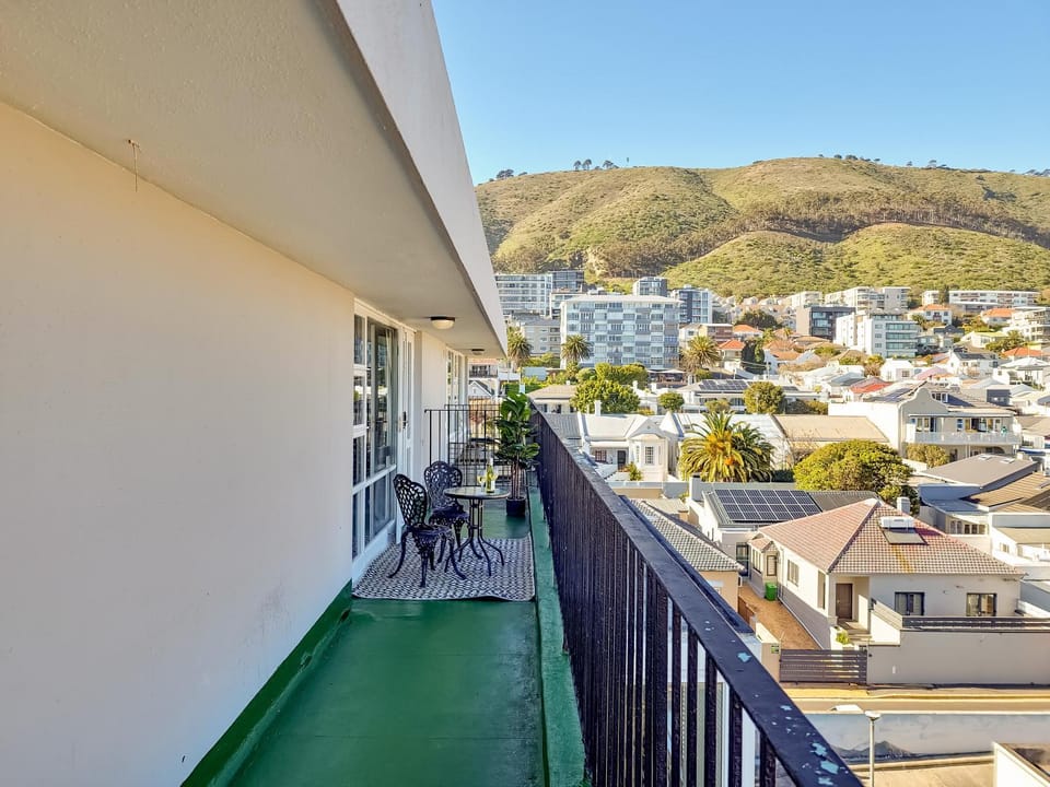 Patio, Patio, Location