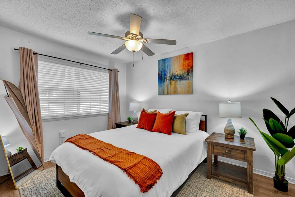 Bed, Bedroom