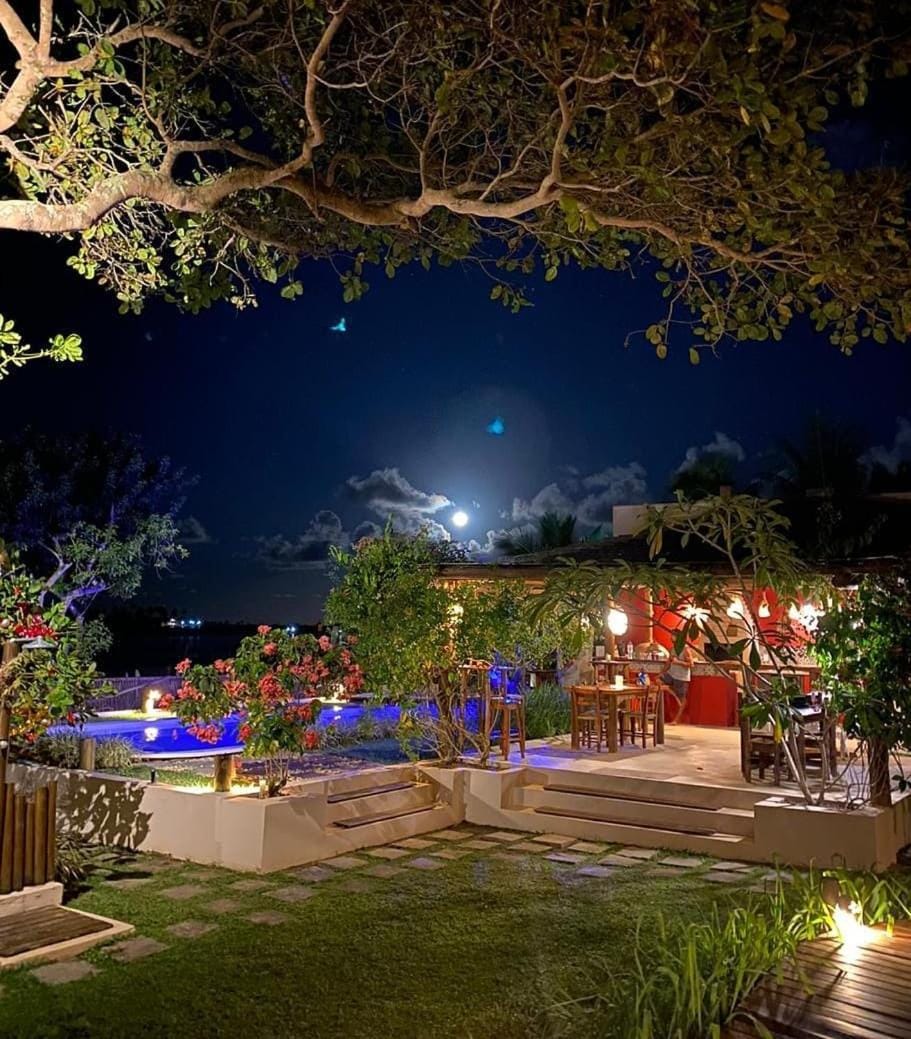 Dining area, Swimming pool
