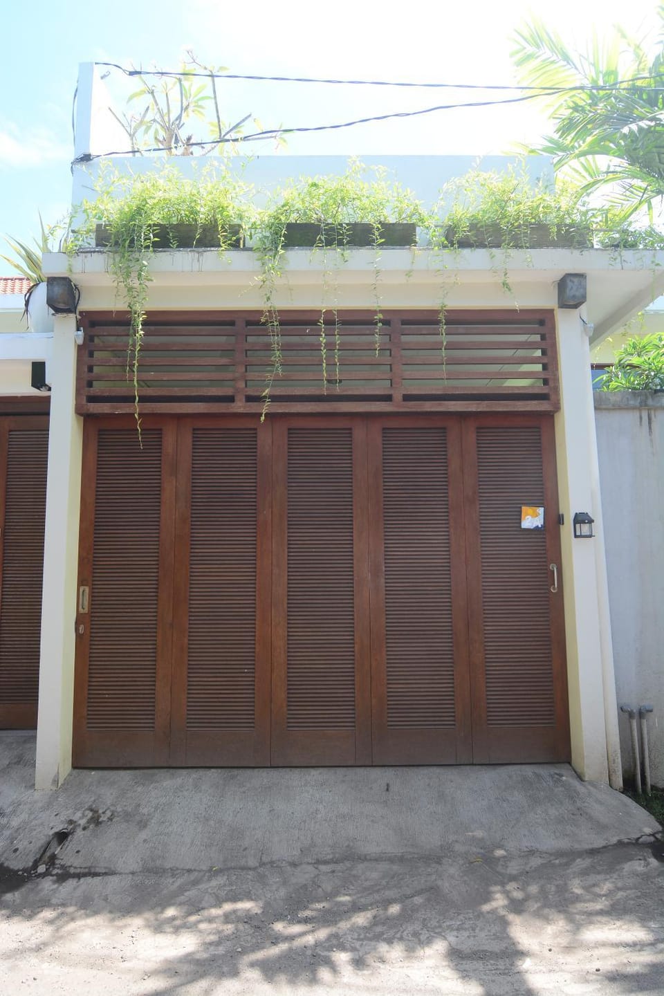 Property building, Day