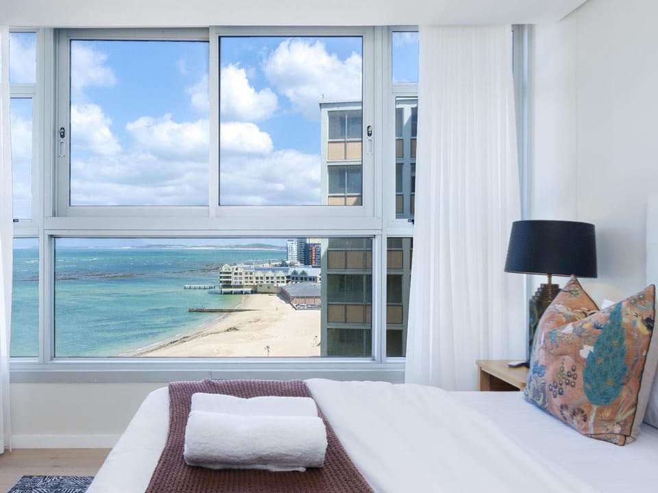 Bed, Day, Natural landscape, View (from property/room), Photo of the whole room, Beach, Bedroom, Sea view