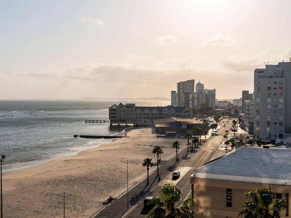 Nearby landmark, Neighbourhood, Natural landscape, Beach, Sea view, Street view, Location, Parking