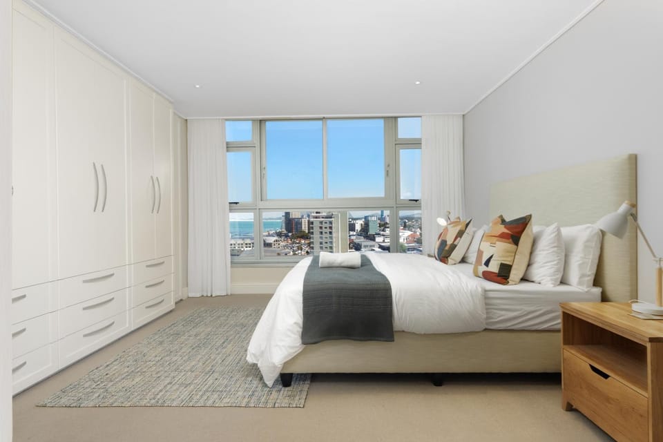 Bed, View (from property/room), View (from property/room), Photo of the whole room, Beach, Bedroom, Sea view, Sunrise