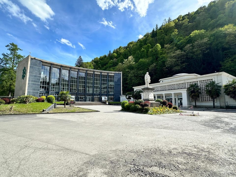 Appartement rez de jardin calme proche centre ville Apartment in Catalonia