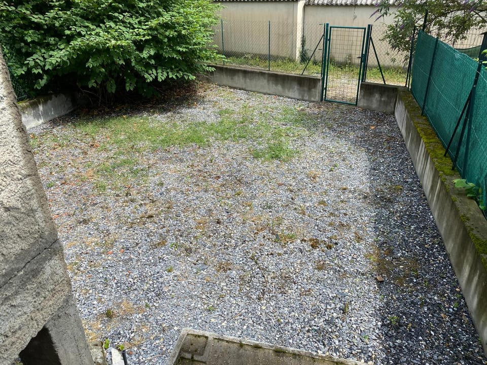 Appartement rez de jardin calme proche centre ville Apartment in Catalonia