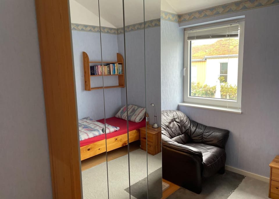 Property building, Living room, Bedroom