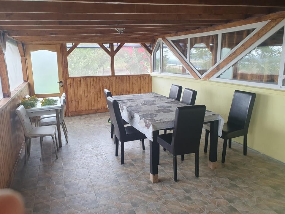 Casute in Delta Dunarii, Nufaru Bed and Breakfast in Romania