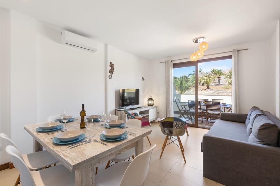 Home2Book Bellavista Puerto Calero Pool & BBQ House in Puerto Calero