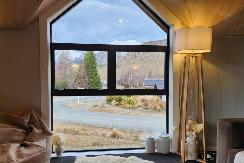 Natural landscape, Living room