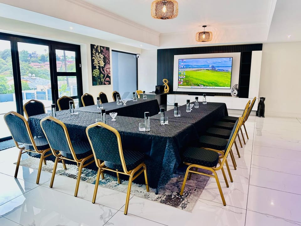 Meeting/conference room