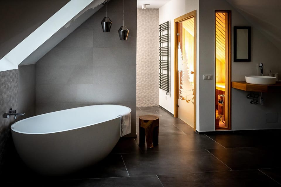 Sauna, Bath