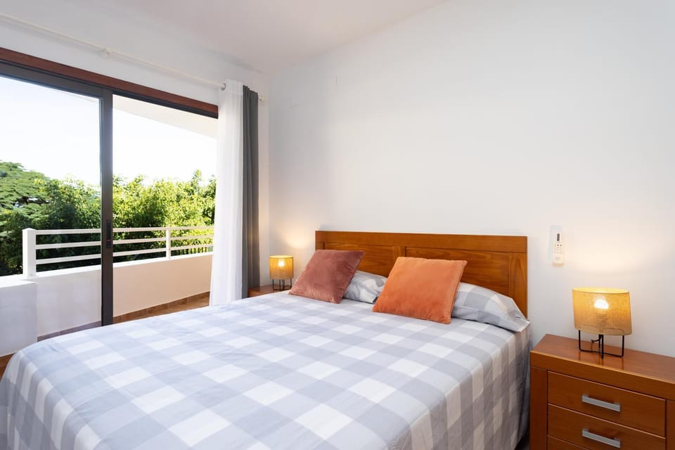 Home2Book Serene Apt & Pool, Costa Adeje Escape Apartment in Costa Adeje