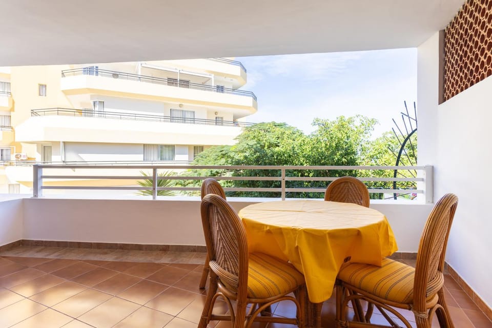 Home2Book Serene Apt & Pool, Costa Adeje Escape Apartment in Costa Adeje