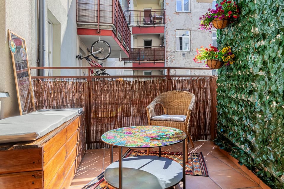 Day, Balcony/Terrace, Seating area