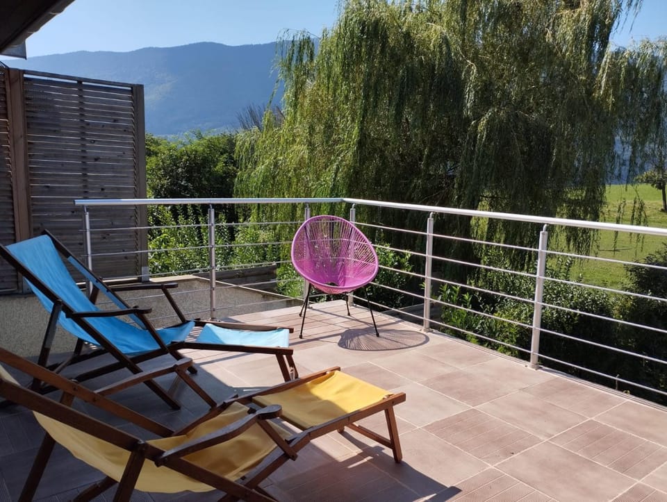 Maison entre lac et montagne House in Haute-Savoie