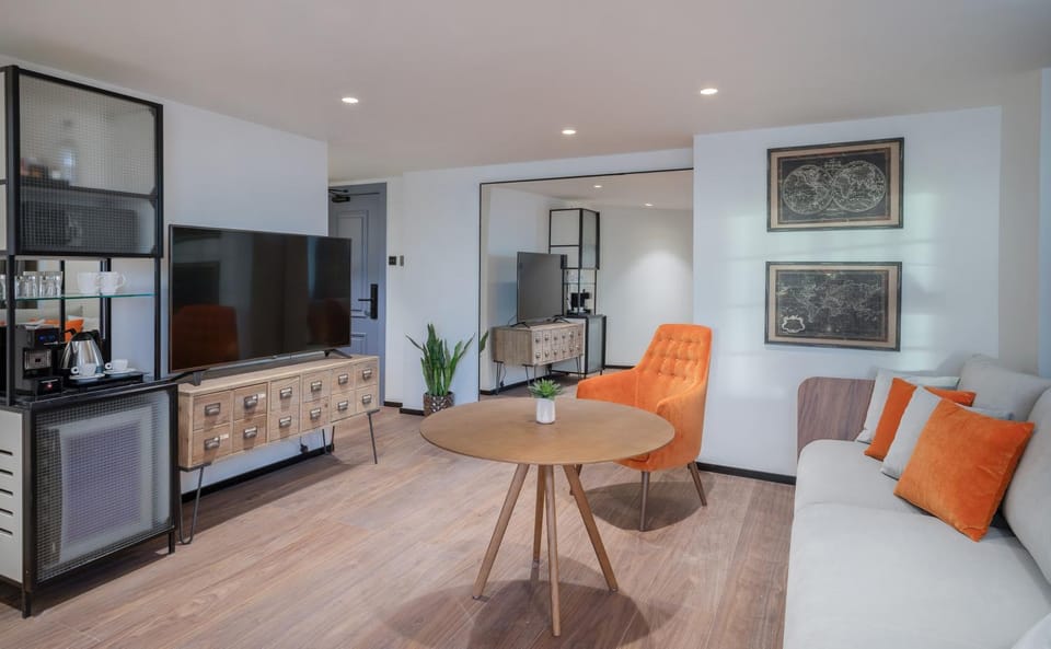 Property building, Kitchen or kitchenette