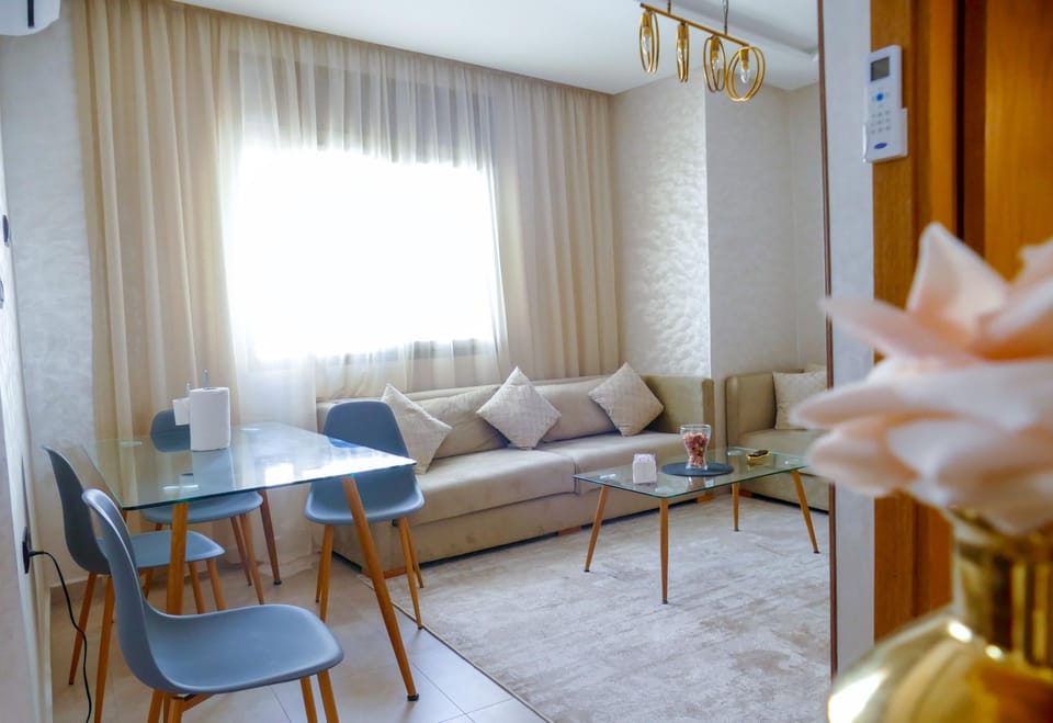 Off site, Karaoke, Living room, Seating area, Dining area, Food, Meals, Dinner, internet, air conditioner, air conditioner