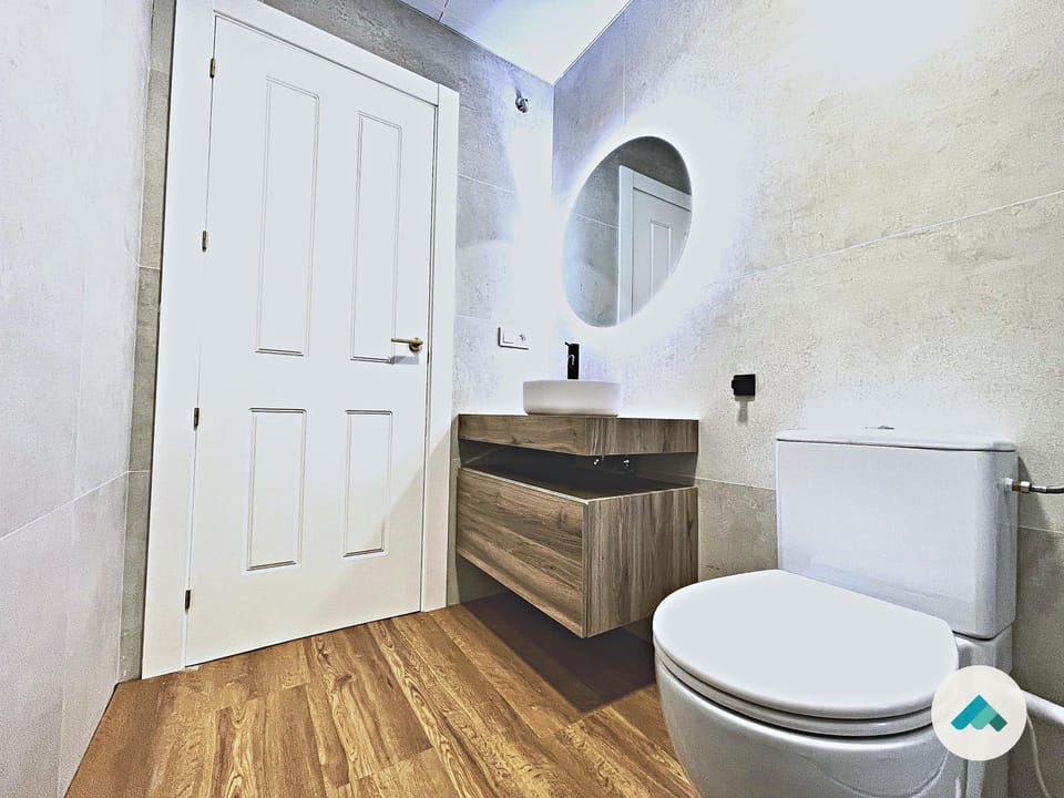 Toilet, Bathroom
