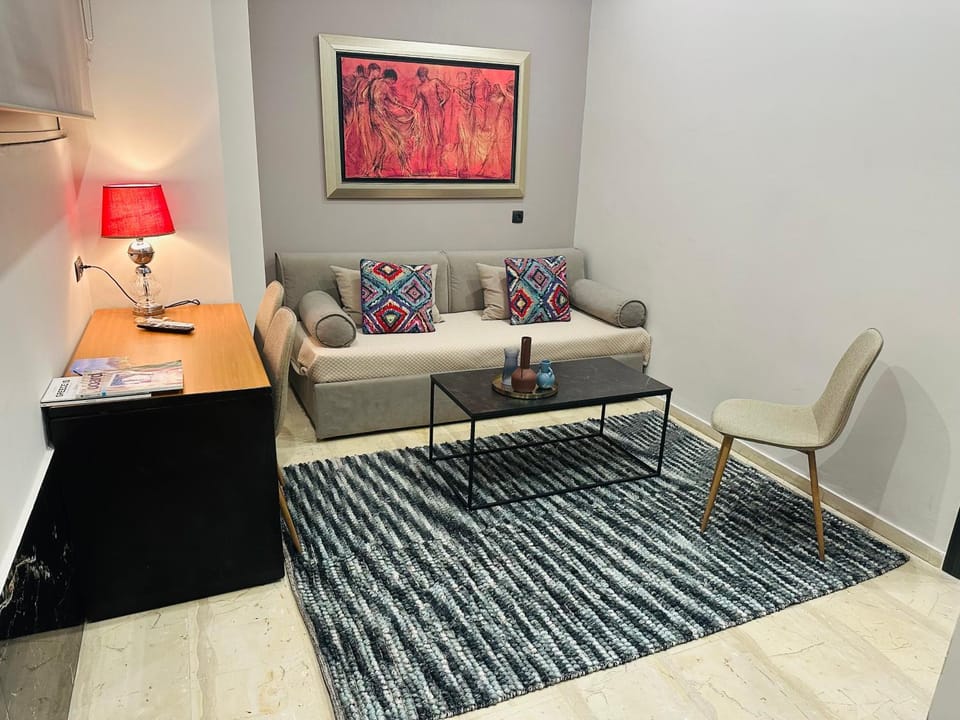 Port Brown Suite 1 Apartment in Pireas