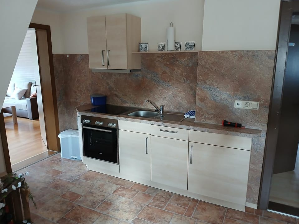 Kitchen or kitchenette, Living room