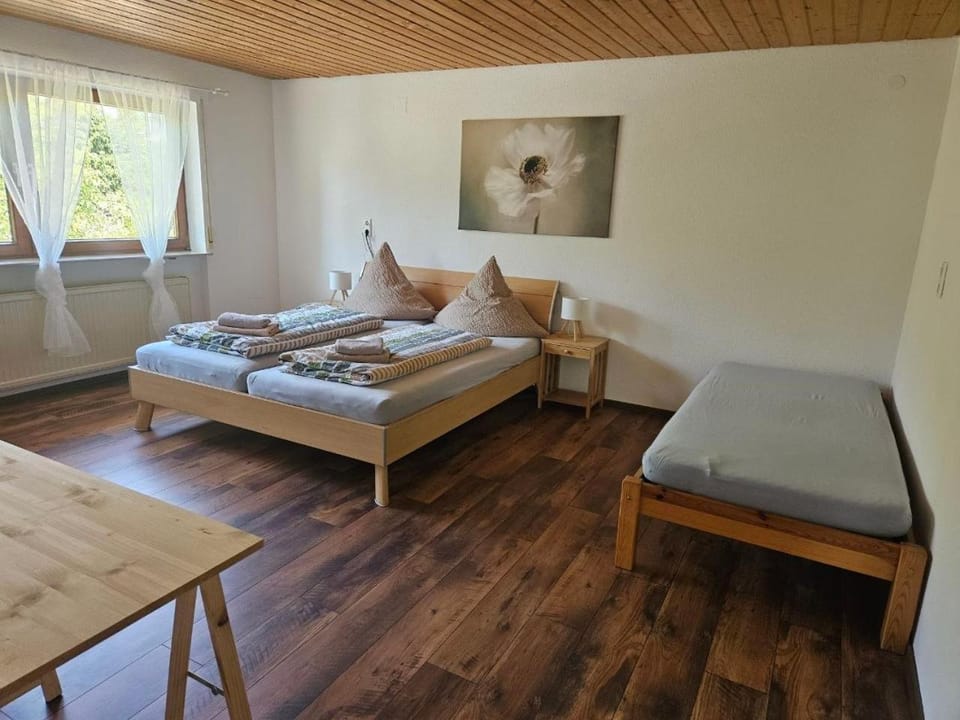 Photo of the whole room, Bedroom