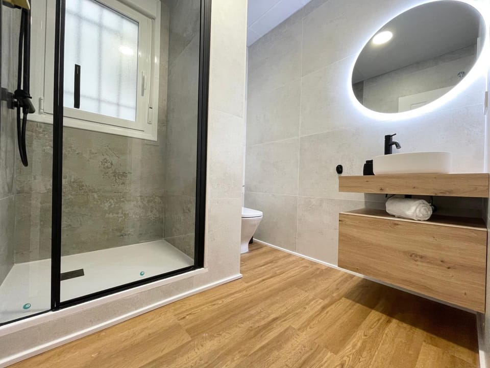 Shower, Bathroom, towels