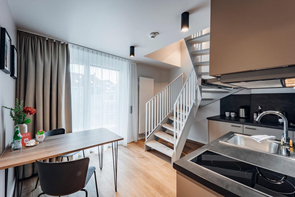 Kitchen or kitchenette, Seating area, Dining area