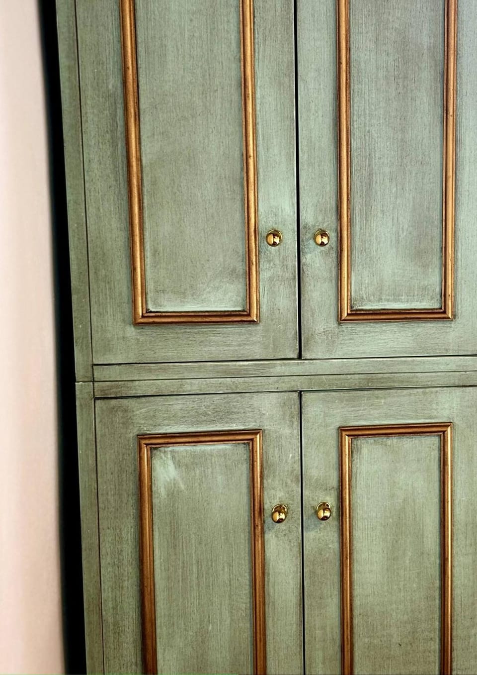 Decorative detail, wardrobe