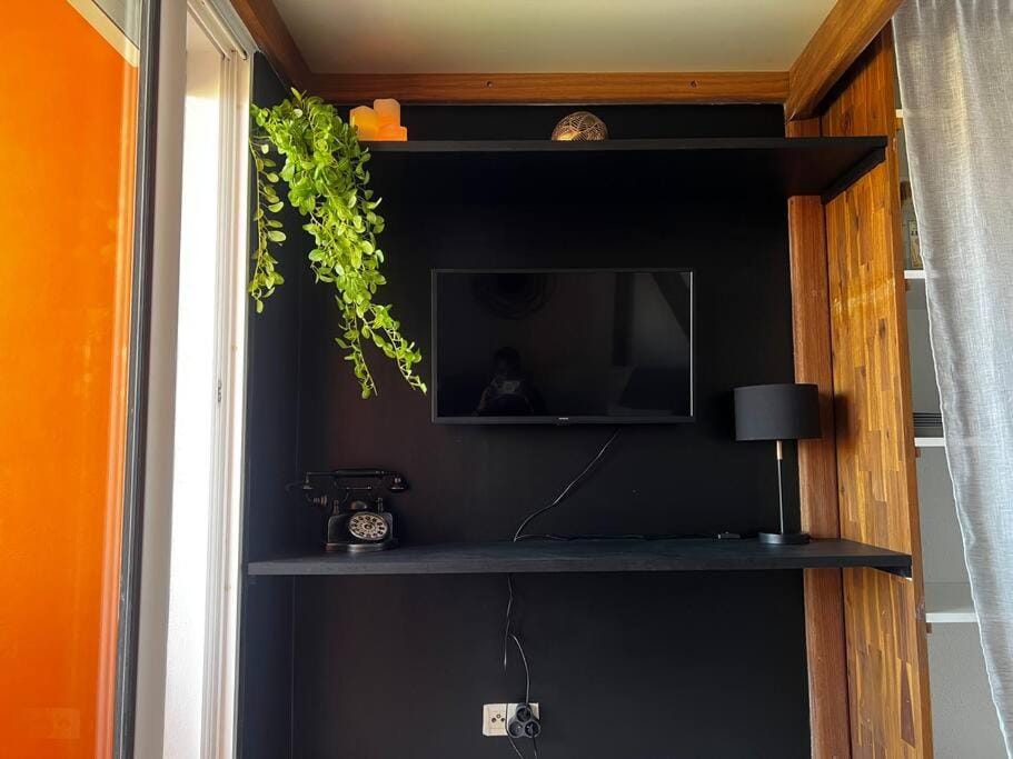 Le Bunker Chic Parking-Wifi-HD Apartment in Cayenne