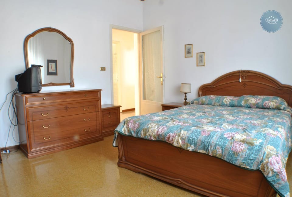 Lombardi Abbeveratoia Apartment in Parma