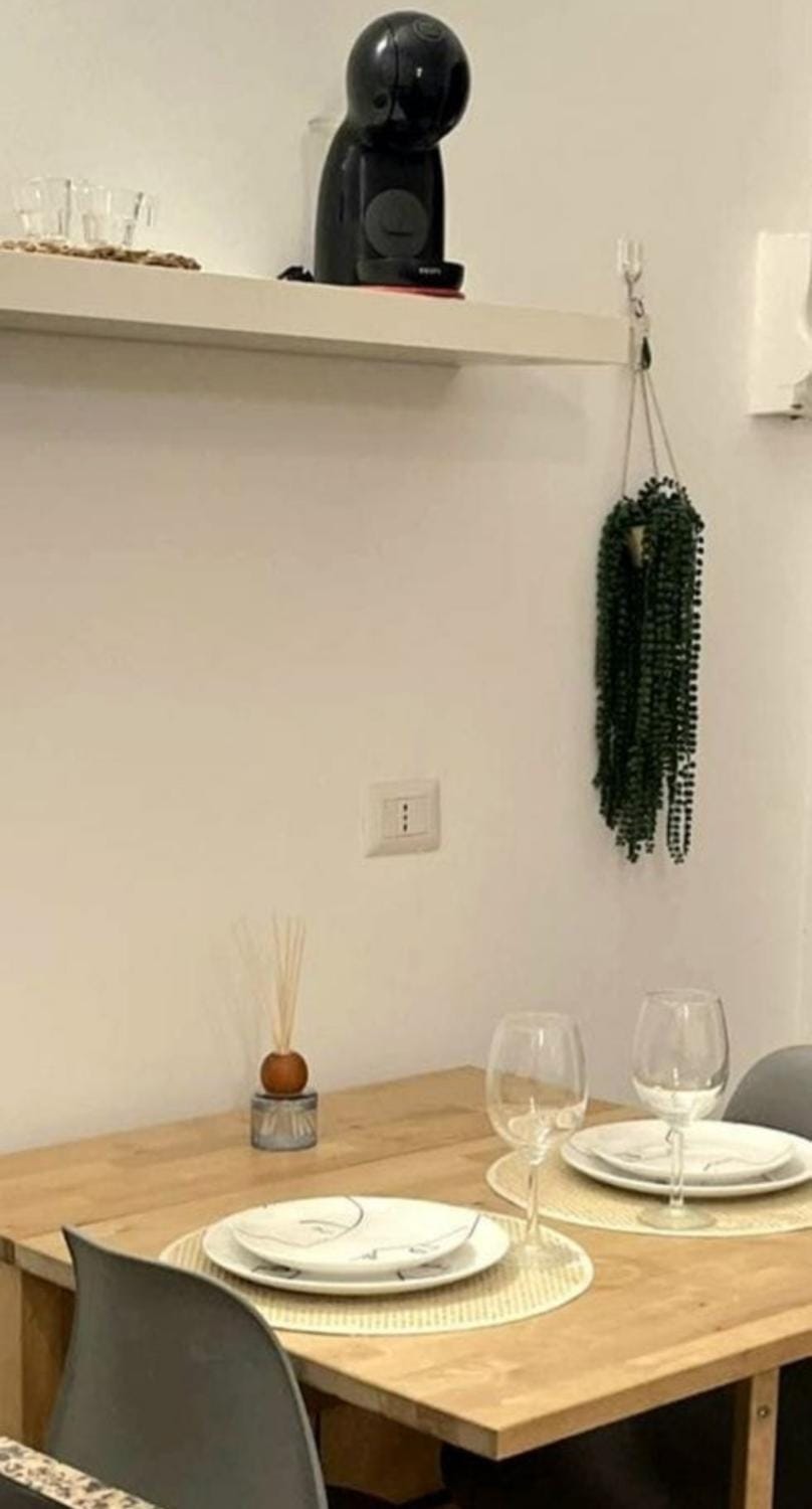 Private and cute appartement 13min central station Apartment in Milan