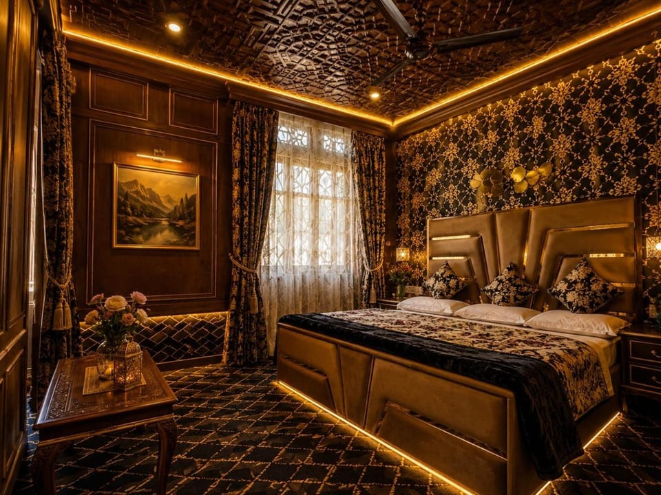 CASTLE GROUP OF HOUSEBOATs Hotel in India