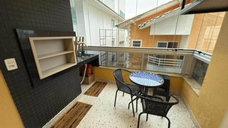 Cód 67 - Apto com 2 dorm no Arpoador Palmas Apartment in Florianopolis