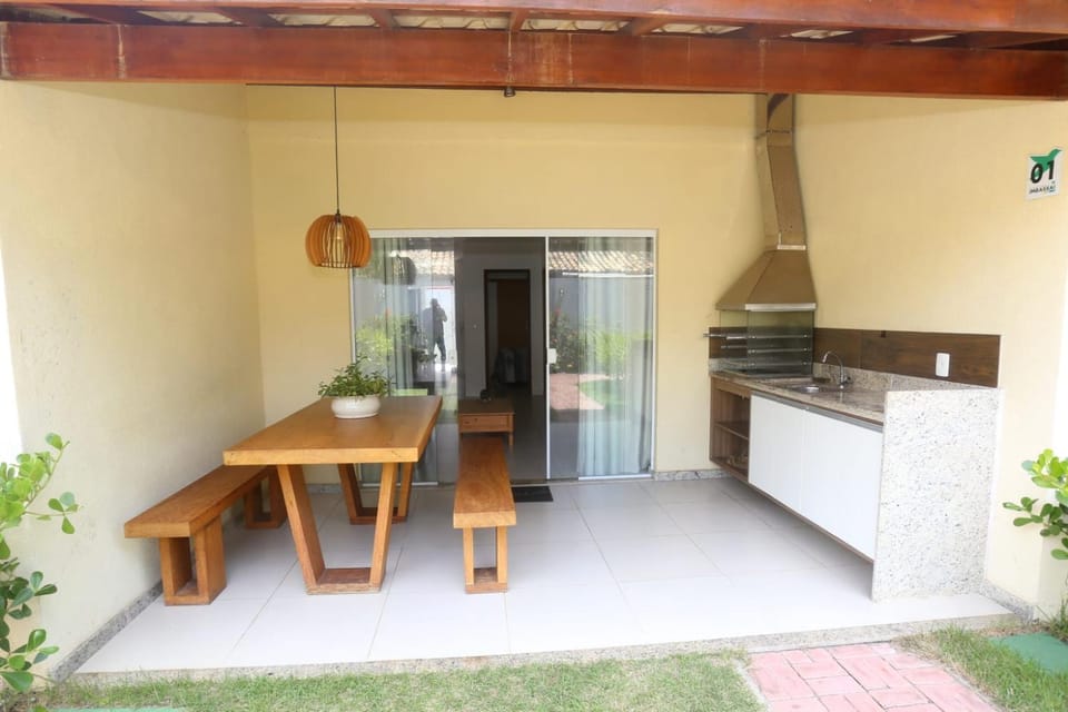 Patio, BBQ facilities, Kitchen or kitchenette, Dining area