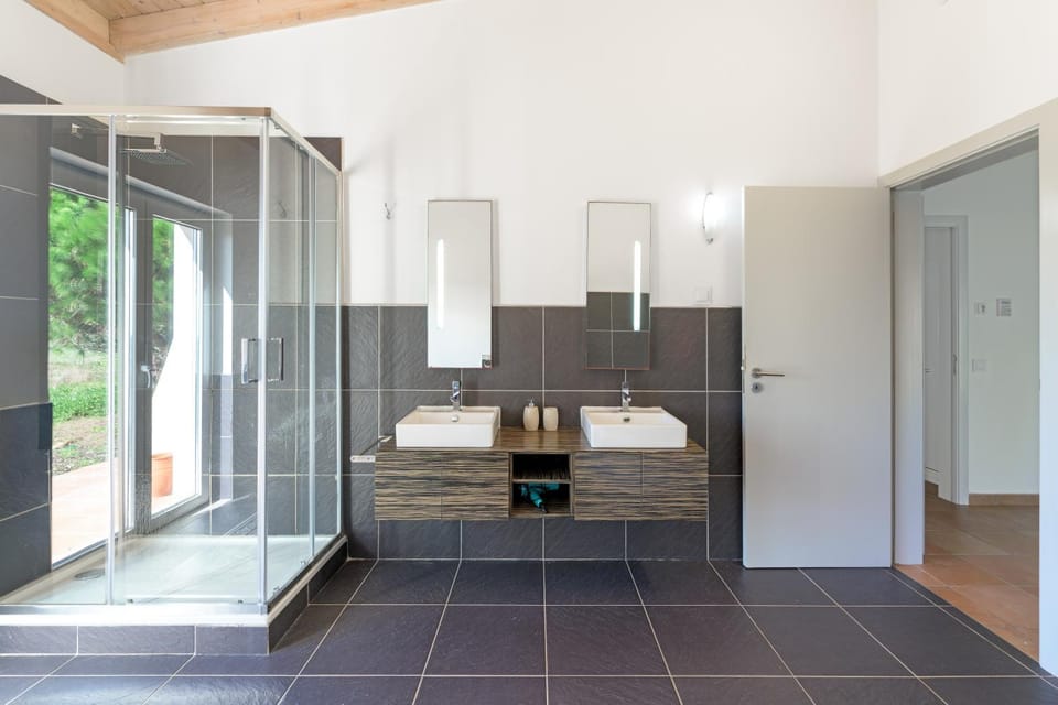 Bathroom, Living room