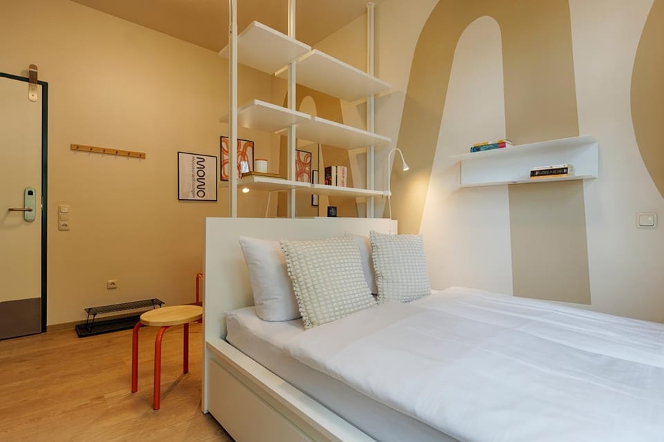 Bed, Photo of the whole room