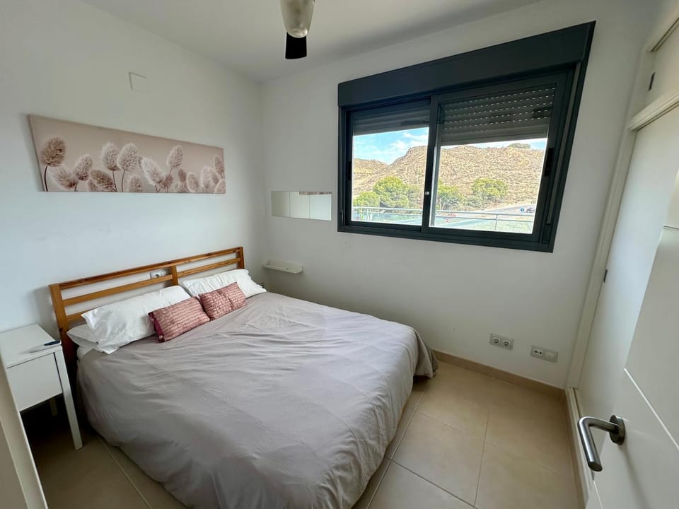 Decorative detail, Bedroom, Family, internet, towels, air conditioner