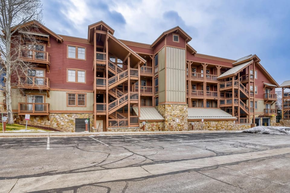 201 Town Pointe Escape! condo Apartment in Park City