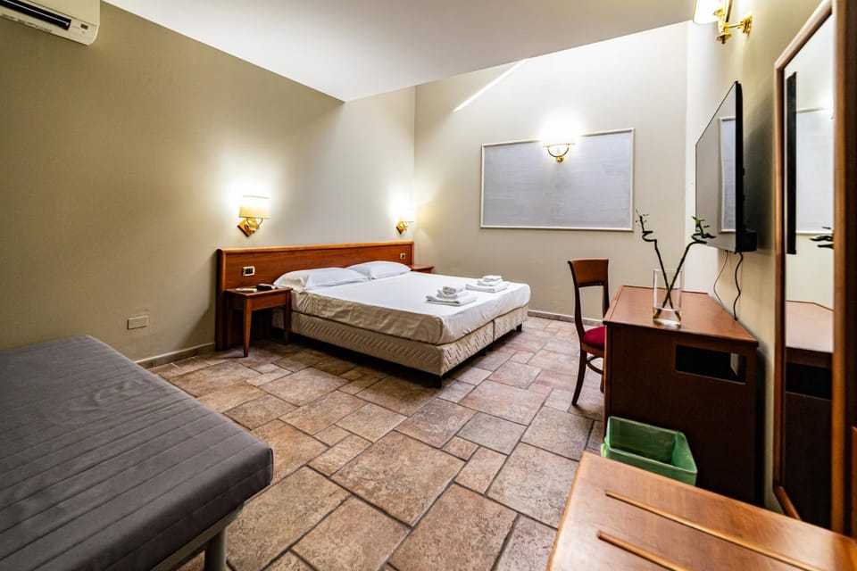 Bed, TV and multimedia, towels, air conditioner