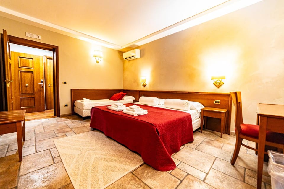 Bed, Photo of the whole room, Seating area, Bedroom, towels, wardrobe