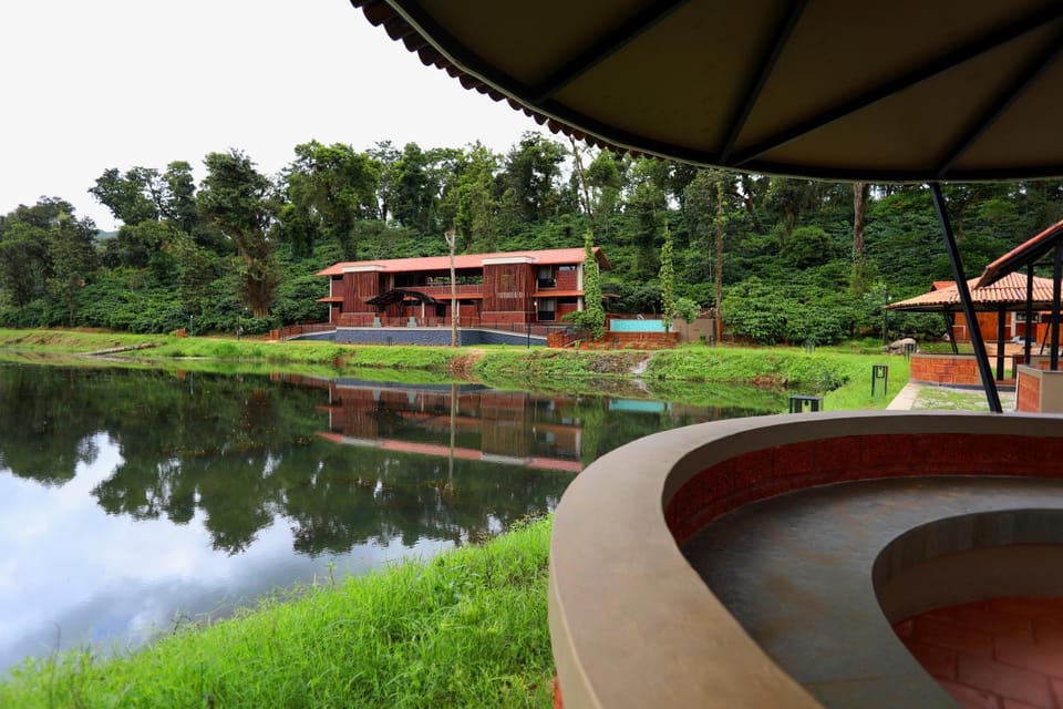 Property building, Lake view