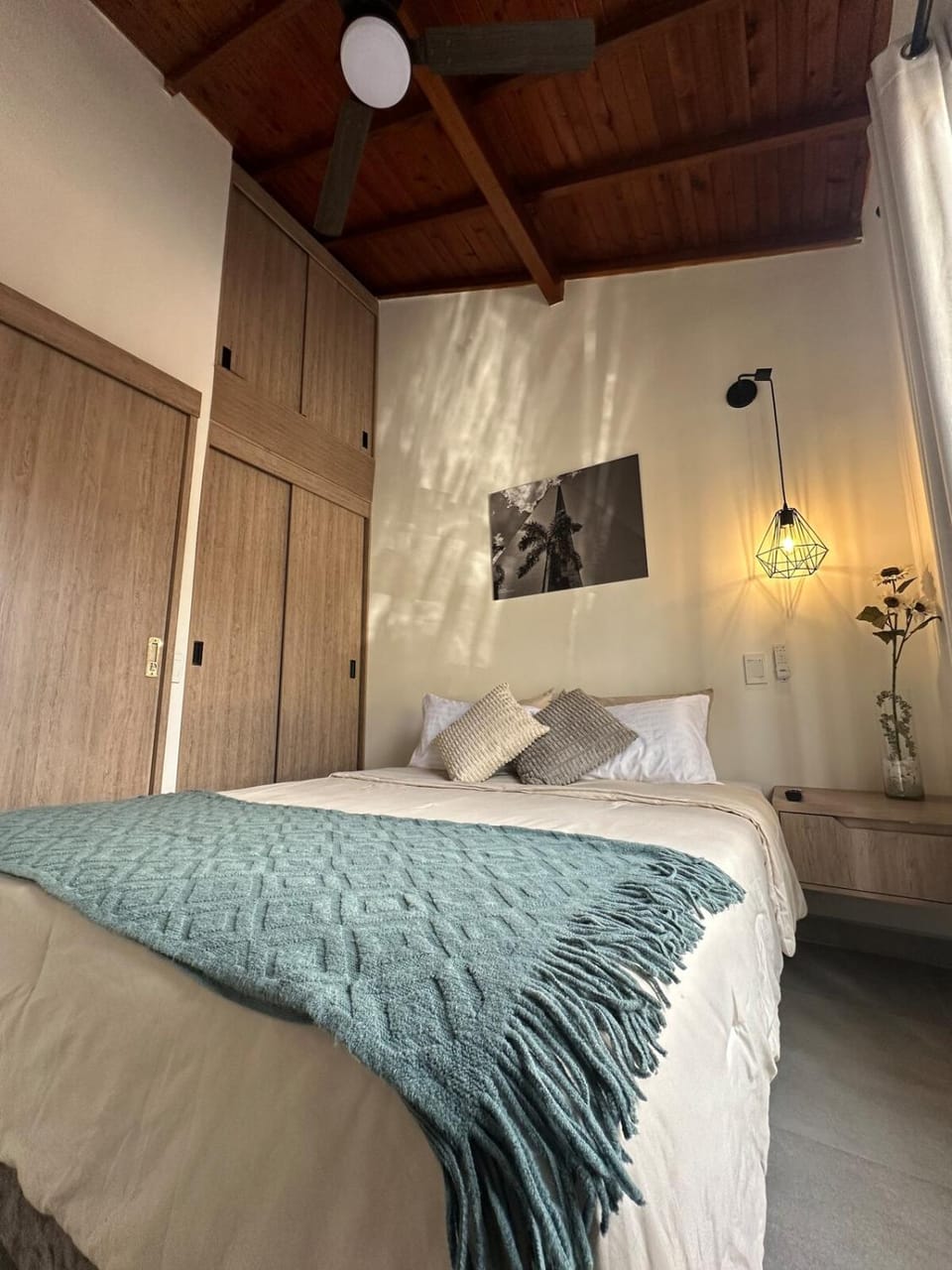 Bed, Photo of the whole room, Bedroom, wardrobe