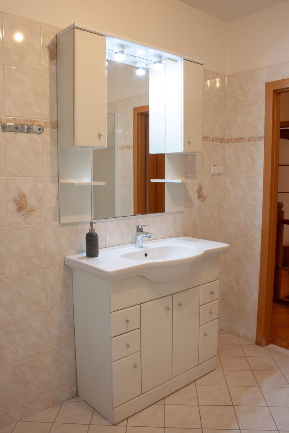 Apartmán se společným bazénem Zlonice Apartment in Czechia