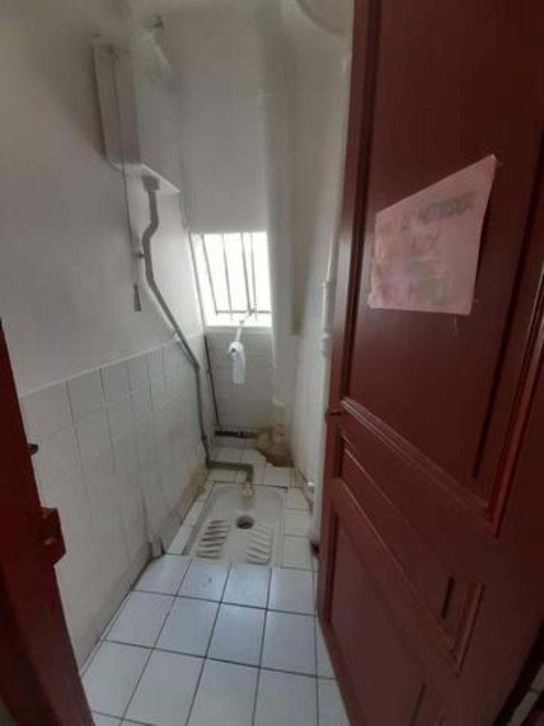Backpacker room with an Eiffel Tower view near St Germain des Prés Vacation rental in Paris